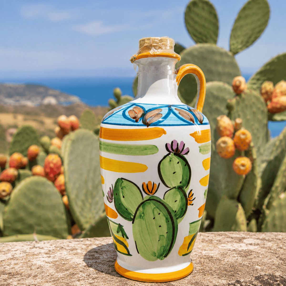 Monte Etna DOP - Sicilian Extra Virgin Olive Oil in Hand-Painted Ceramic Jar